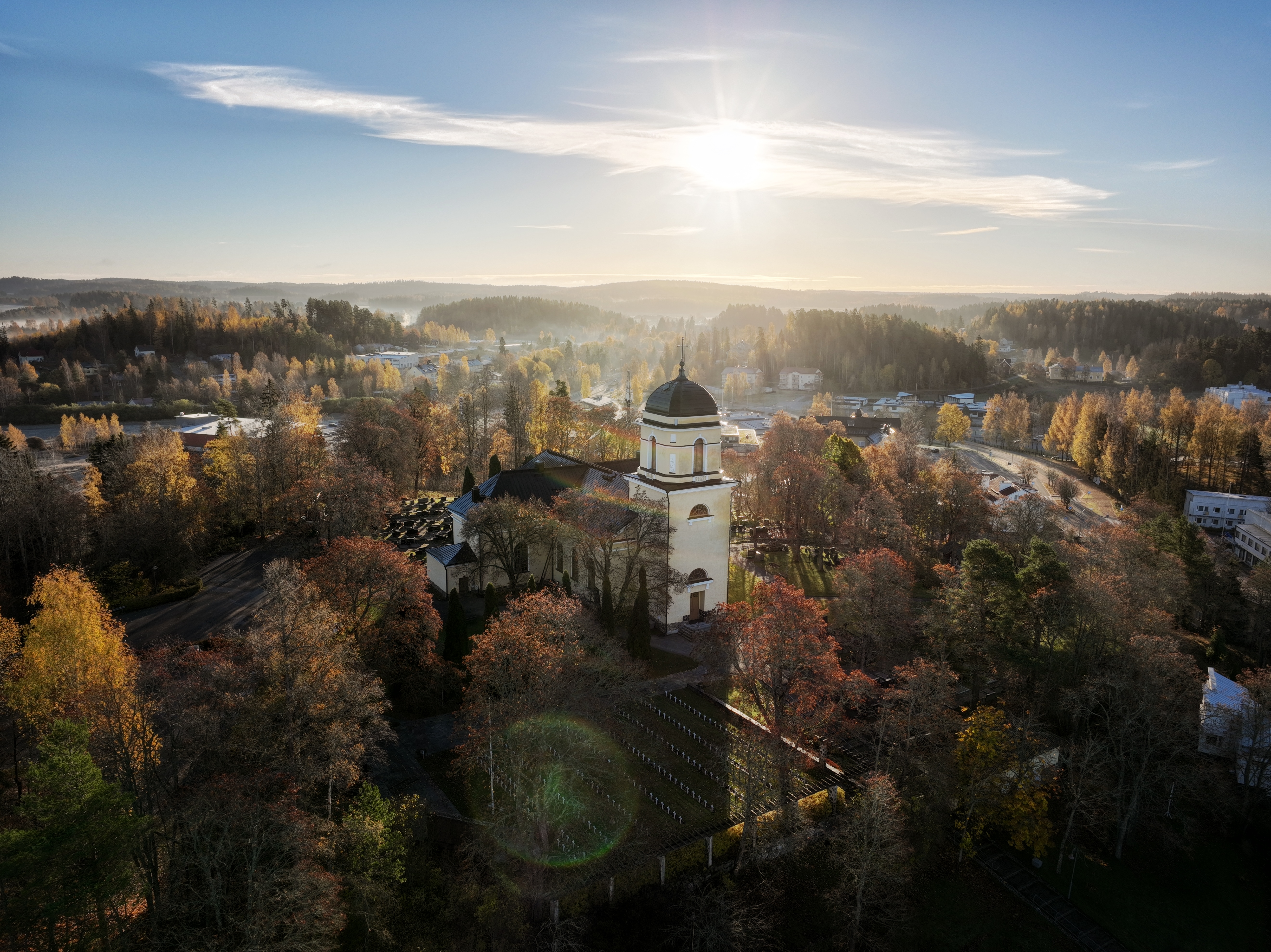 Vihdin kirkko - kuva Markus Miiku Uotinen