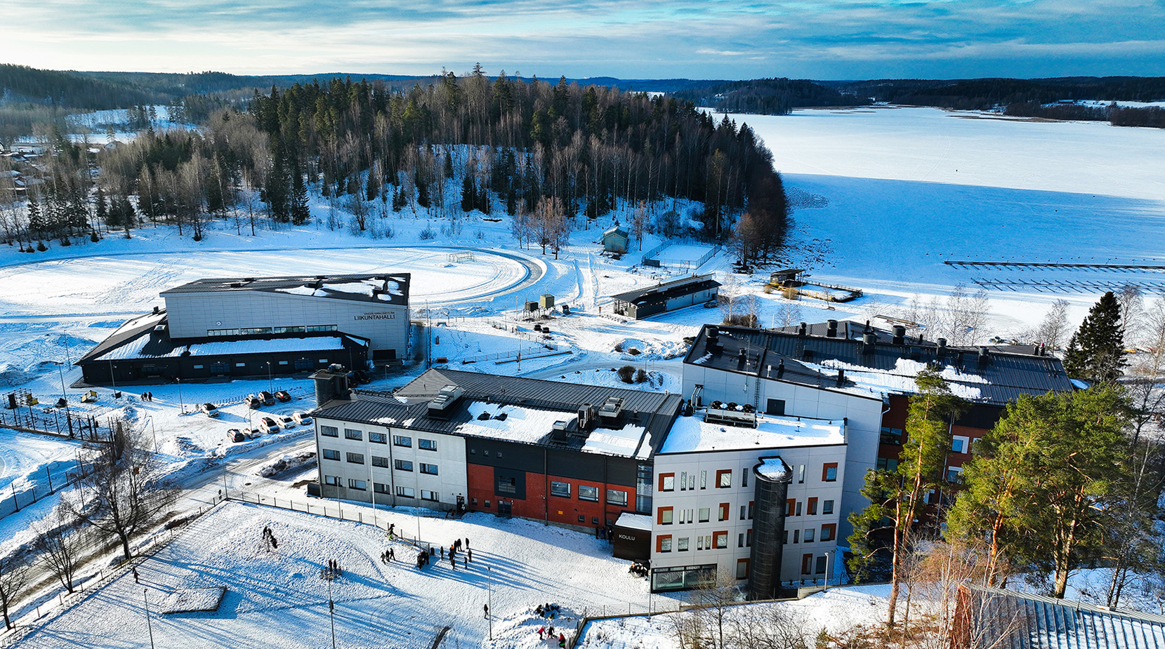 Vihdin kirkonkylän koulukeskus VIHKO - Joenrinne Films